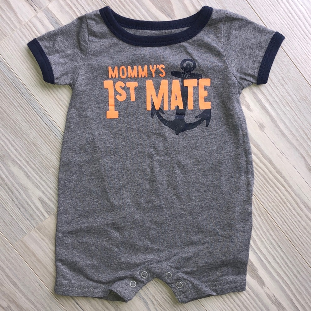 ⭐️ 9 Month Carters Romper